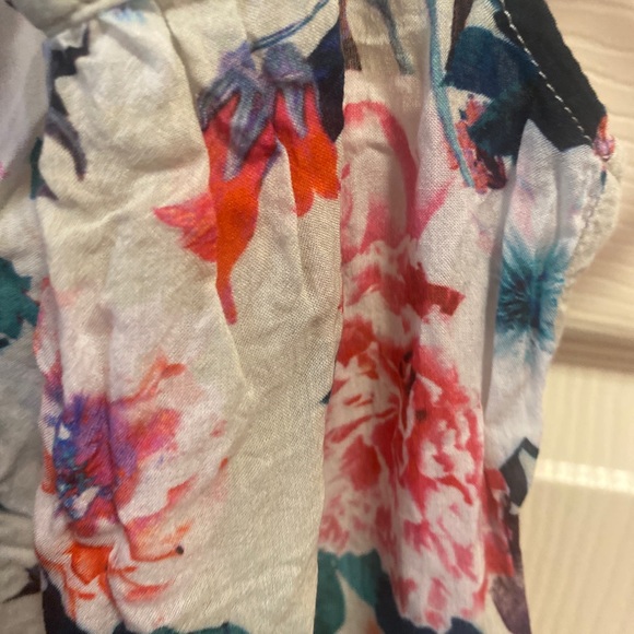 Jottum floral jumpsuit & shirt - Picture 8 of 8